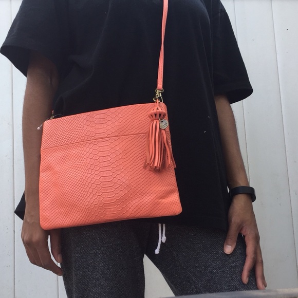 The Sak Crossbody bag - Picture 8 of 8